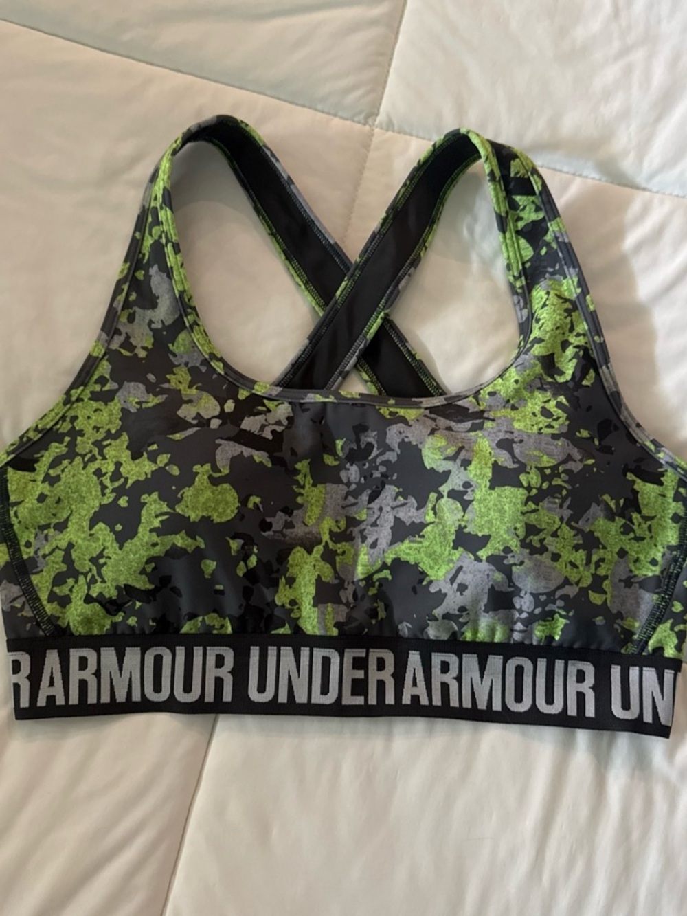 Under Armour Women's Green Camo Sports Bra
